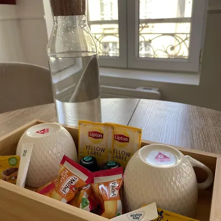 A 6 Mins De L'hypercentre アパート